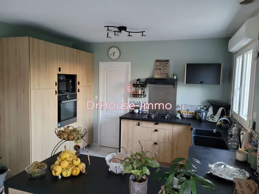 Maison à SAINTE-CATHERINE-DE-FIERBOIS