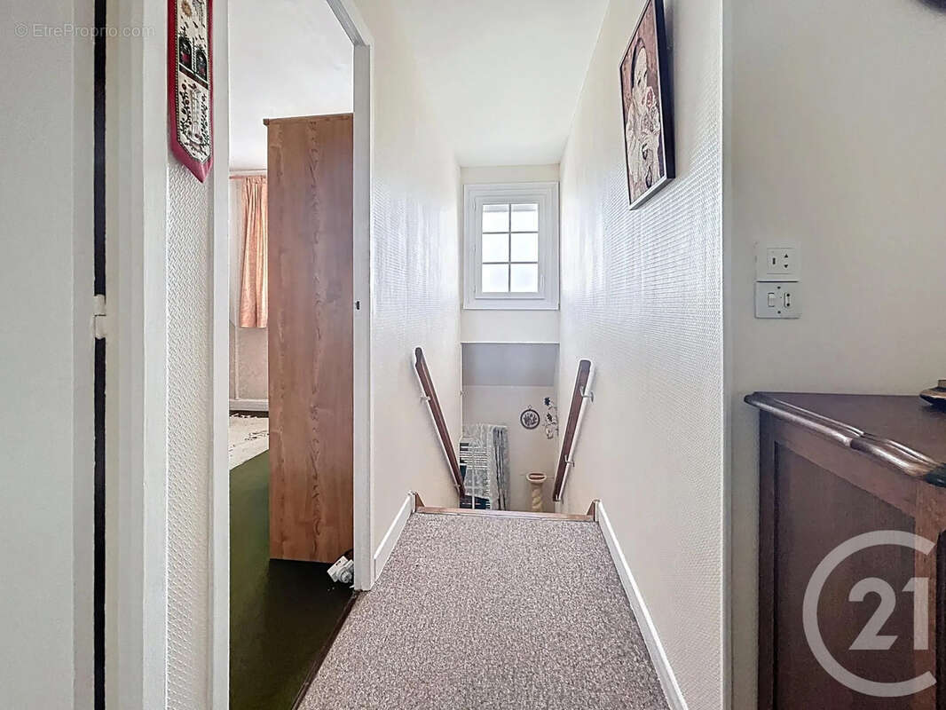 Maison à LE MEE-SUR-SEINE