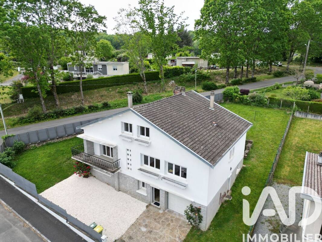 Photo 1 - Maison à AMBAZAC