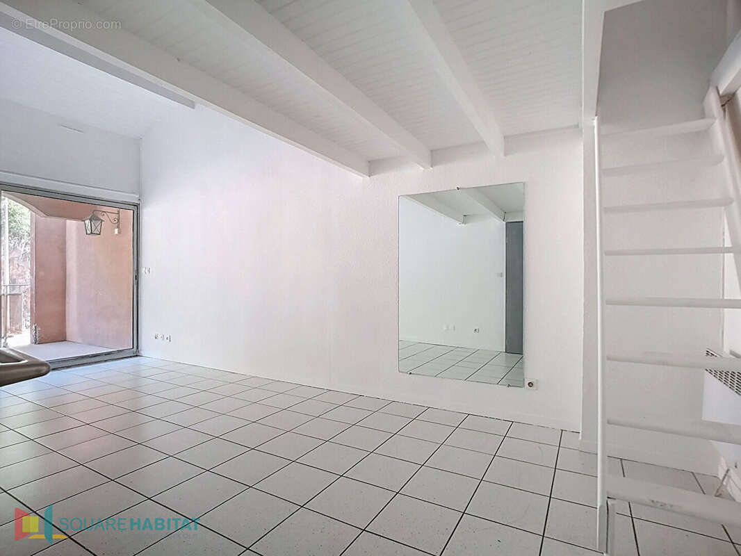 Appartement à THEOULE-SUR-MER