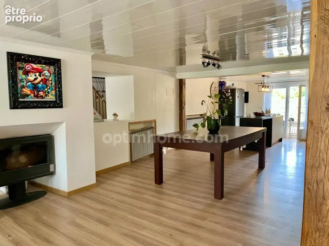 Maison familiale : 5 chambres, près de 80 m² de pièce de vie, une terrasse de 60 m² et un jardin de plus de 975 m² à Moulins-Sai - photo 7