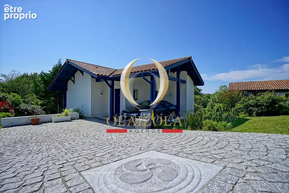 BASSUSSARRY : Maison avec piscine, vue dégagée et au calme au sein du Golf du Makila - photo 6