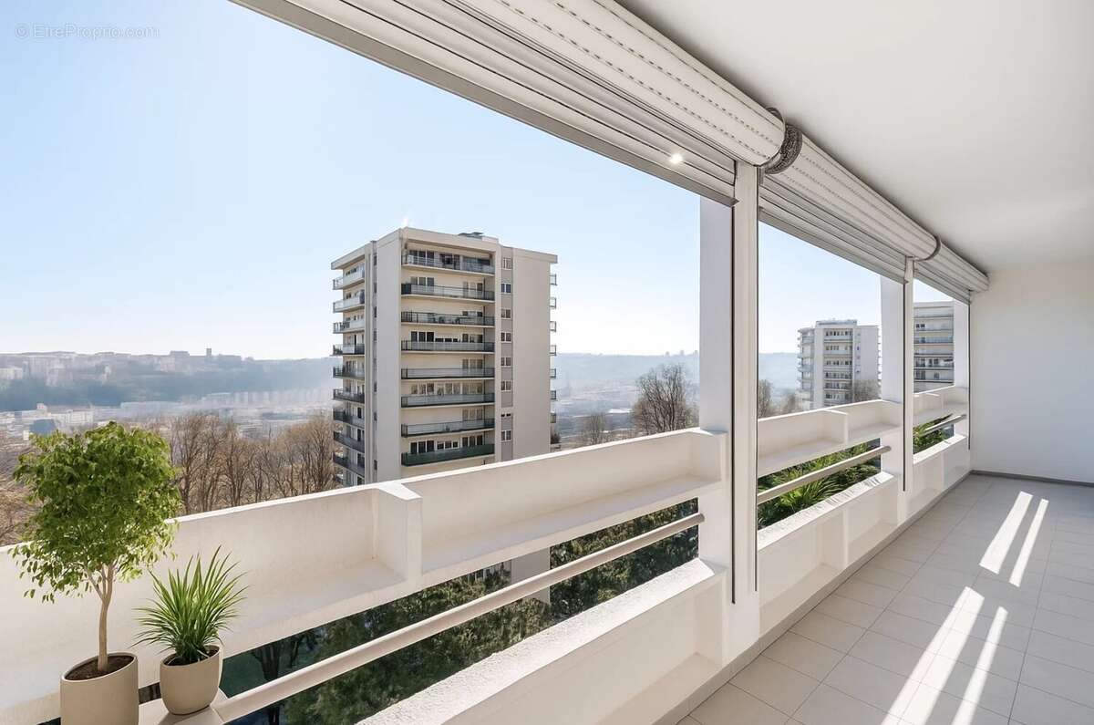 Appartement à LYON-9E
