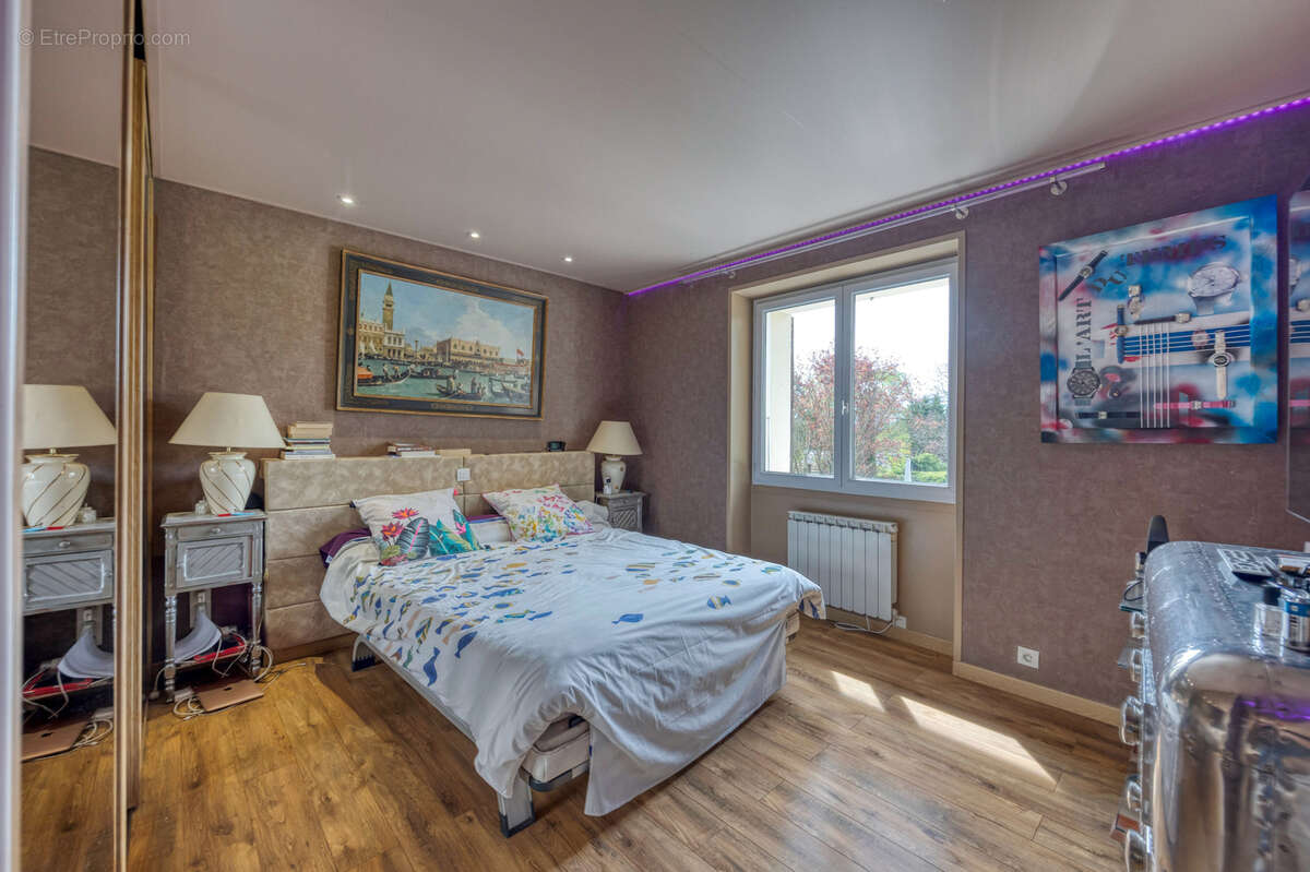 Maison à SAINT-ISMIER