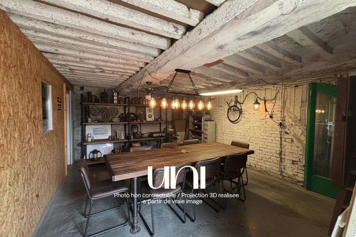 Maison à ARGENCES