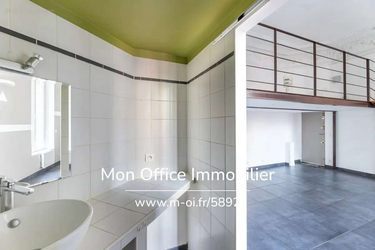 Appartement à MARSEILLE-6E