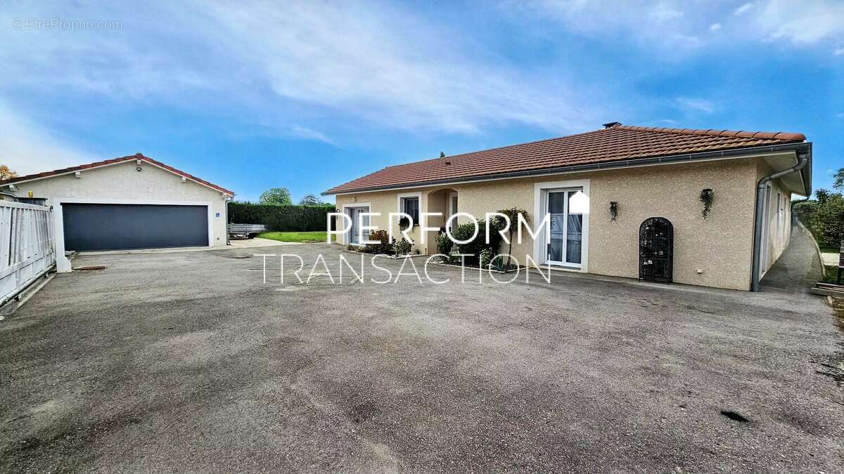 Maison à MARCILLOLES