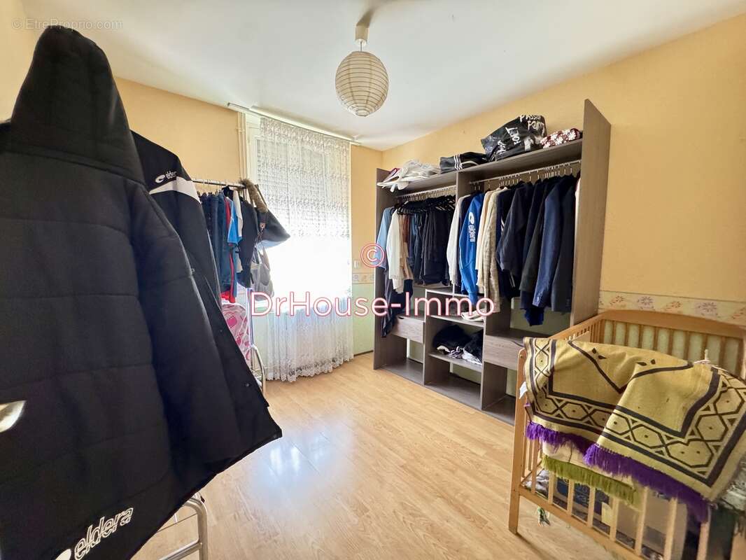 Maison à CORBEILLES