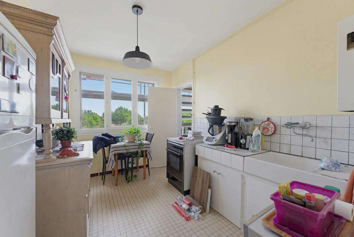 Appartement de 4 pièces de 75 m² à Pessac - photo 8