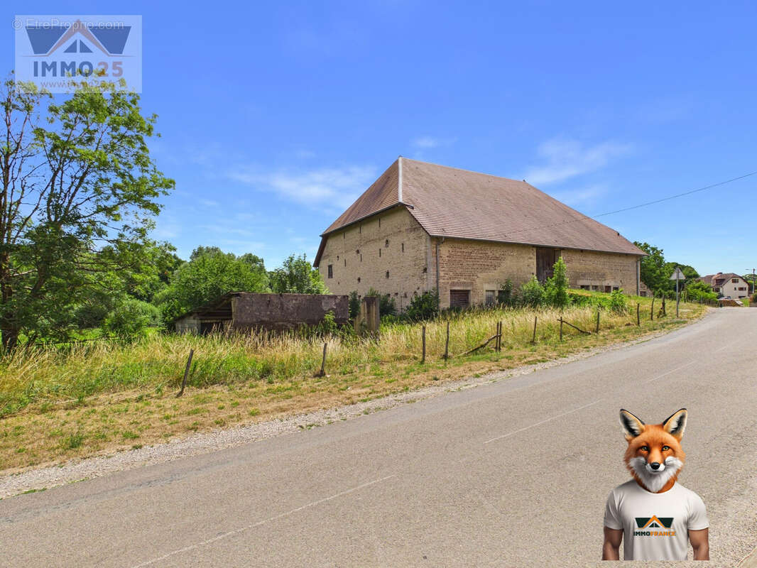 Maison 925 m² à Bouclans  - photo 3