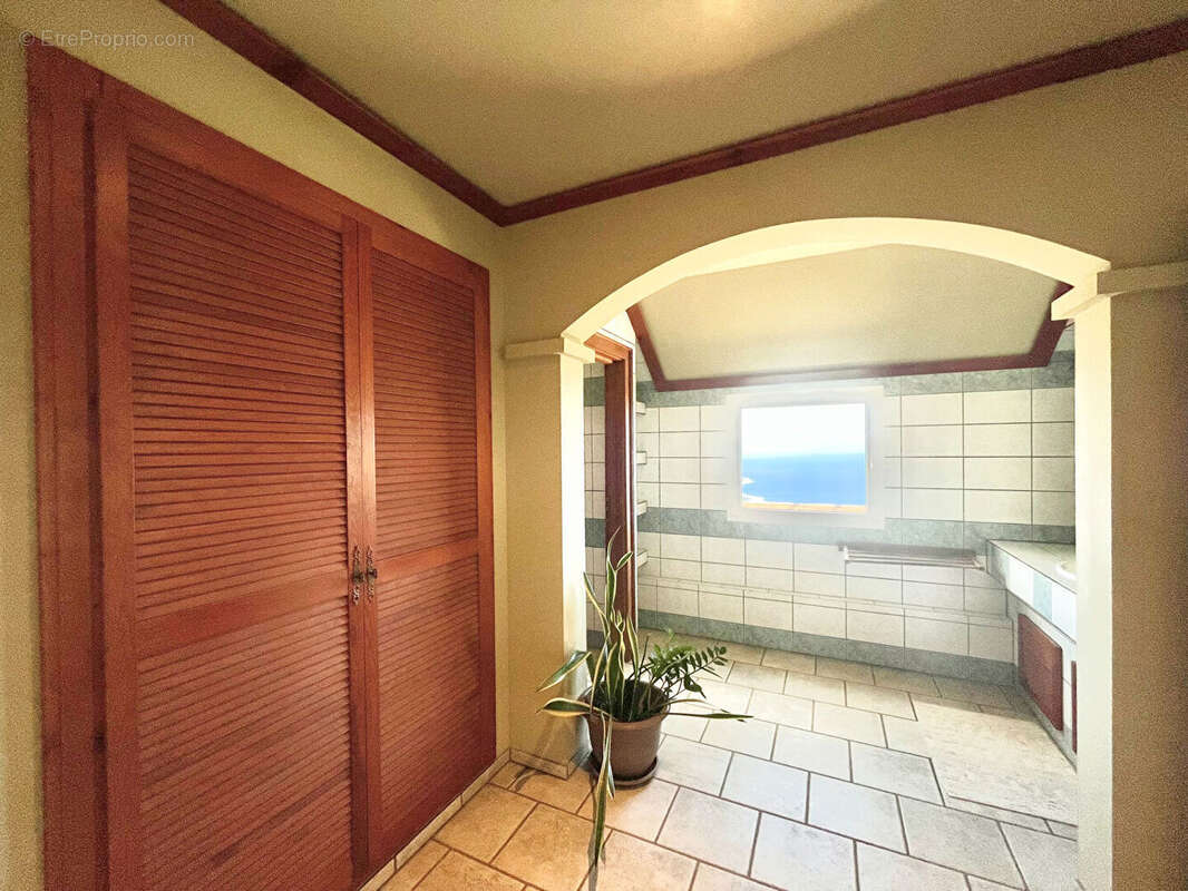 Maison F4 + 3 studios avec vue mer panoramique ? Les Colimaçons, Saint-Leu - photo 7