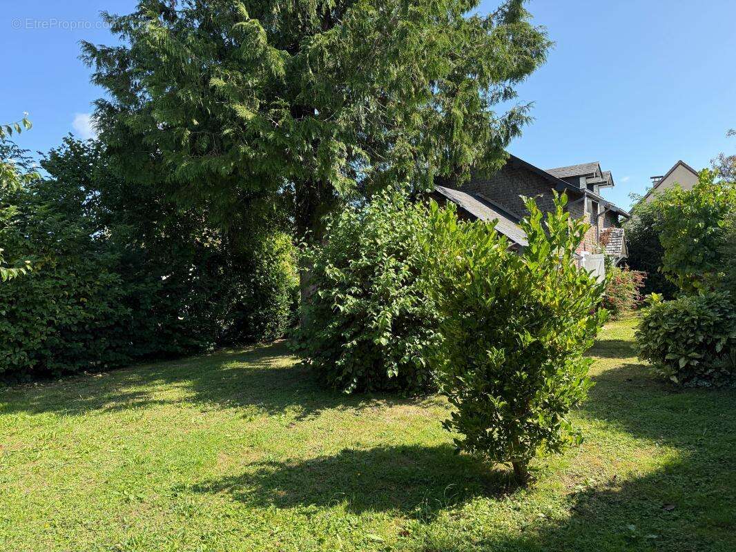 Maison à DOUVILLE-EN-AUGE