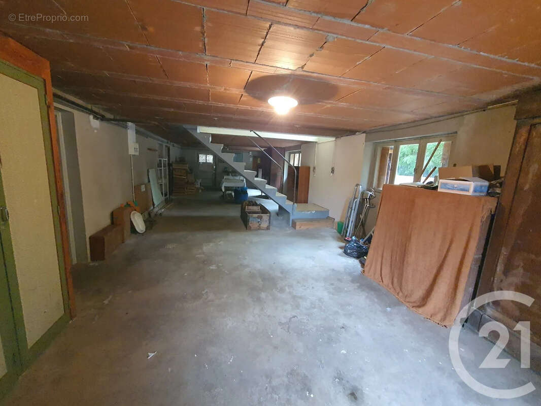 Maison 121 m² à Milhars  - photo 9