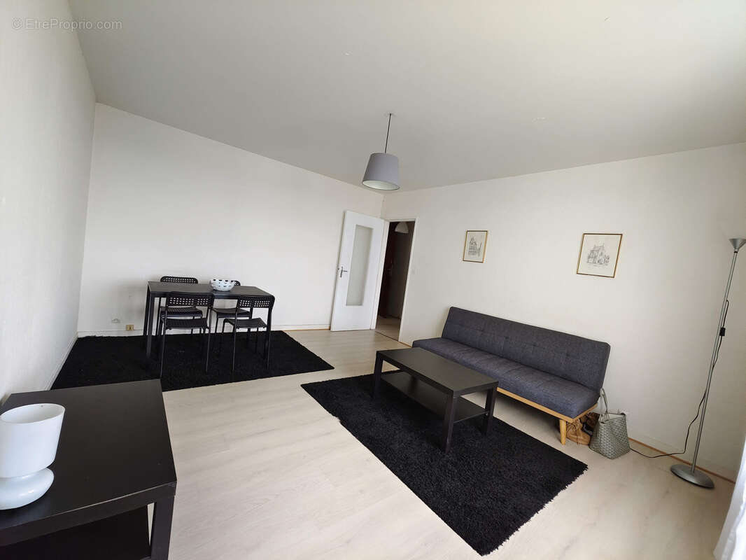 Appartement à JOUE-LES-TOURS