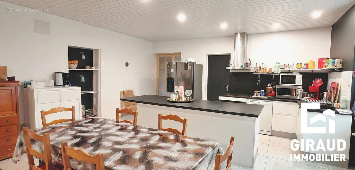 Maison à SAINT-MAURICE-DES-NOUES