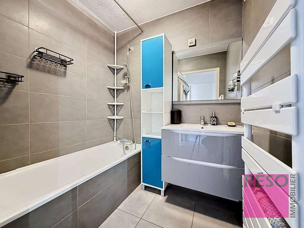 Appartement à VILLE-LA-GRAND