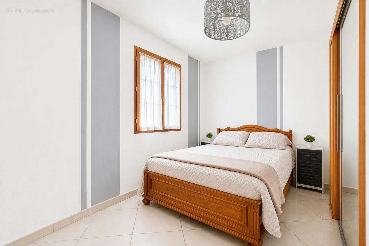 Maison de 6 pièces de 158 m² à Lagny-sur-Marne - photo 11
