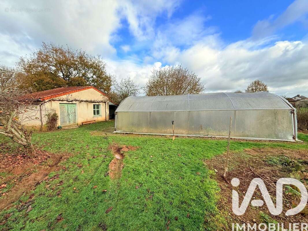 Photo 7 - Maison à LE VIGEANT