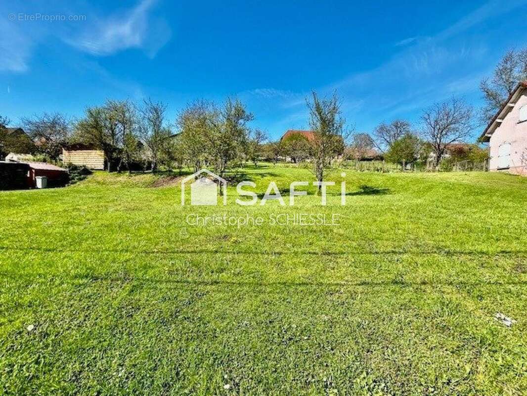 Photo 3 - Terrain à COURTELEVANT