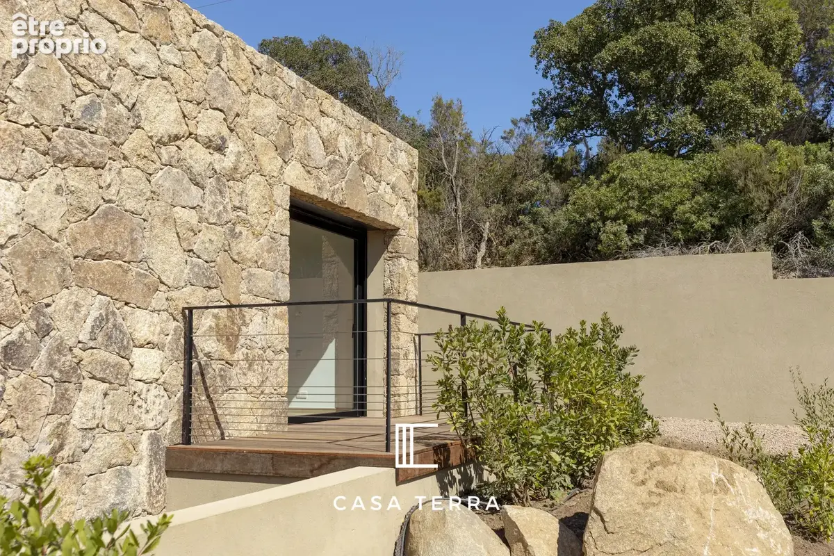 VÉDA - Villa neuve avec vue dégagée, piscine et garage / Cabanon - photo 12
