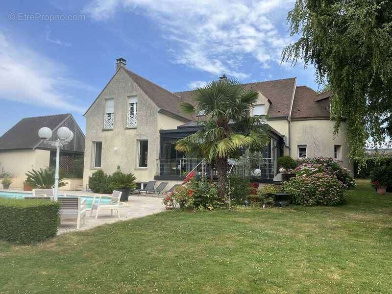 Maison 267 m² à Gisors  - photo 2