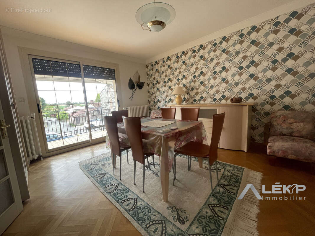 Maison à ROCHETREJOUX