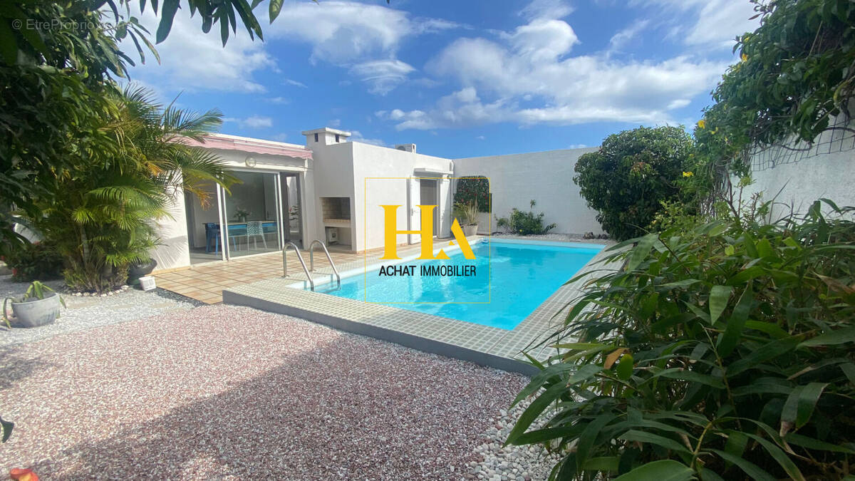 Maison à SAINT-PIERRE