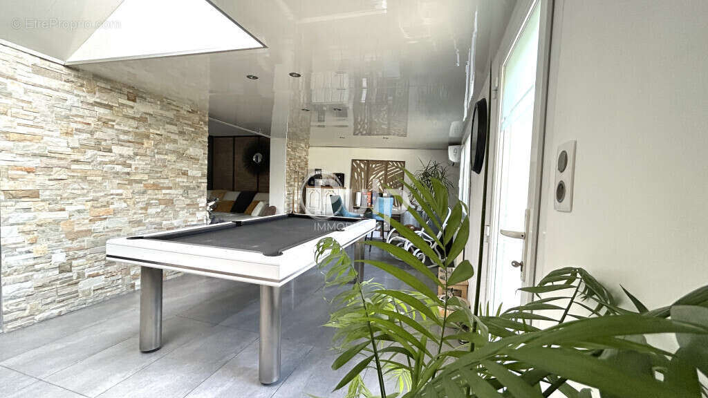 Maison à MONTIGNY-EN-GOHELLE