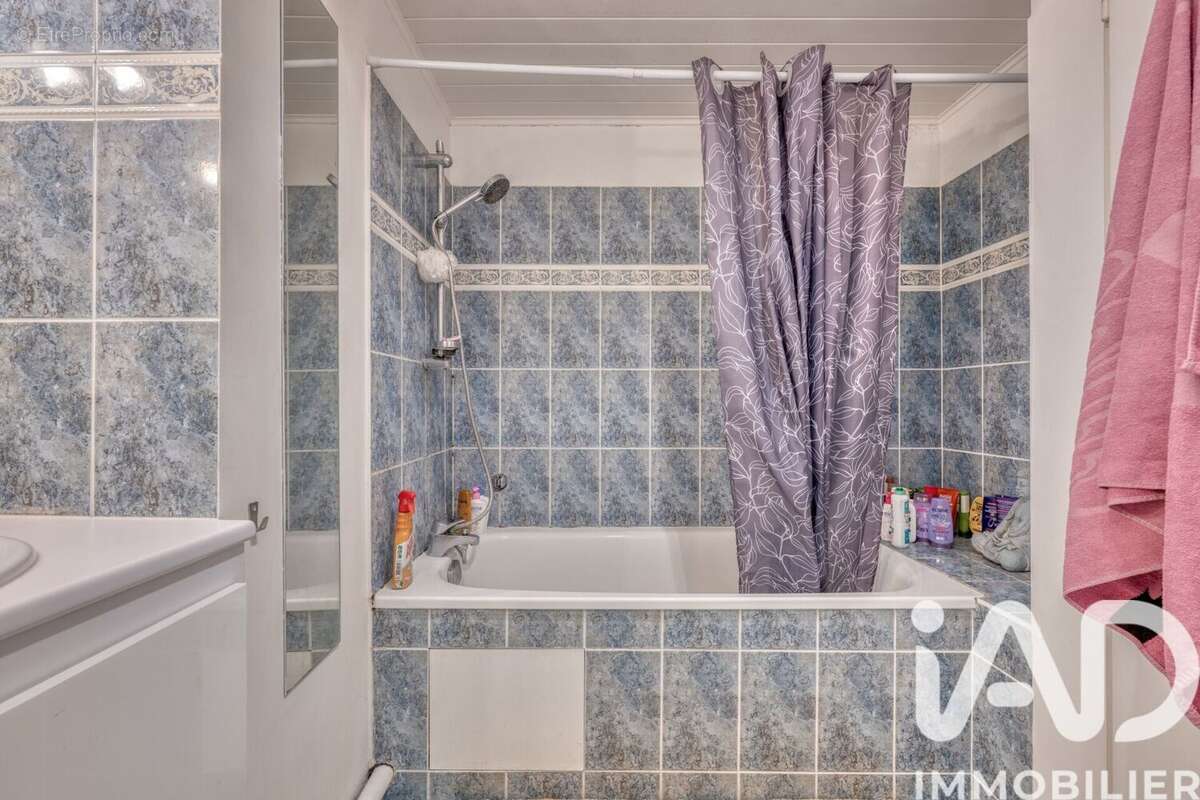 Photo 7 - Appartement à BAILLY-ROMAINVILLIERS