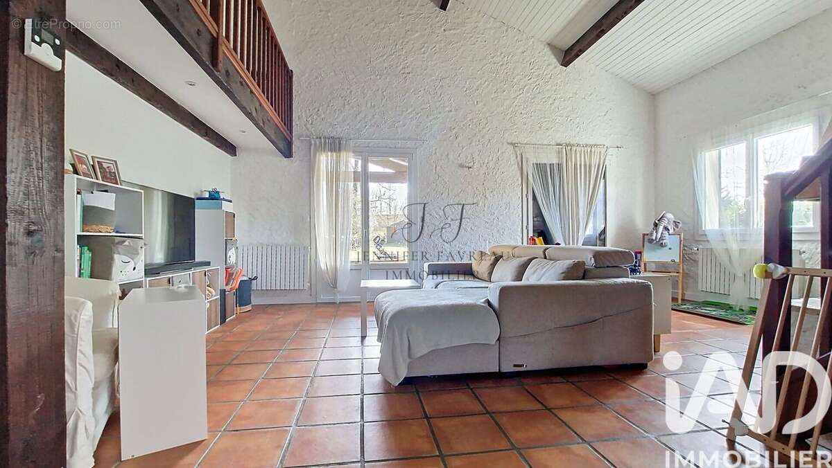 Photo 7 - Maison à FARGUES-SAINT-HILAIRE