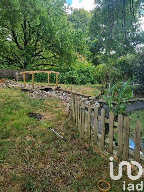 Photo 6 - Maison à AZAY-LE-BRULE