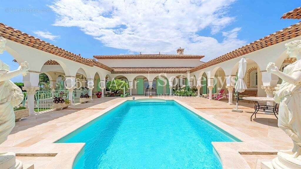 Saint-Aygulf villa hacienda avec vue mer panoramique et piscine - photo 8