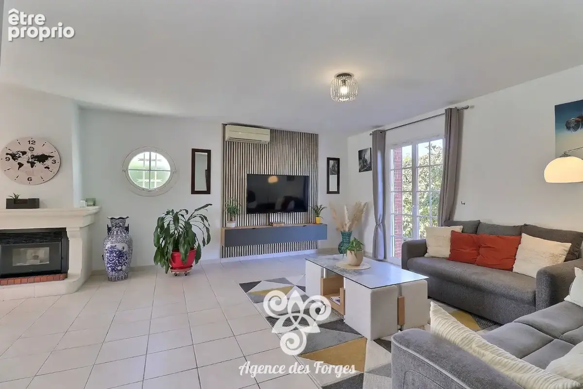 Maison individuelle 168m² - 4 chb - terrain de 1519m² - La Regrippiere - photo 6