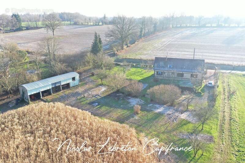 Maison à CHAMPSECRET