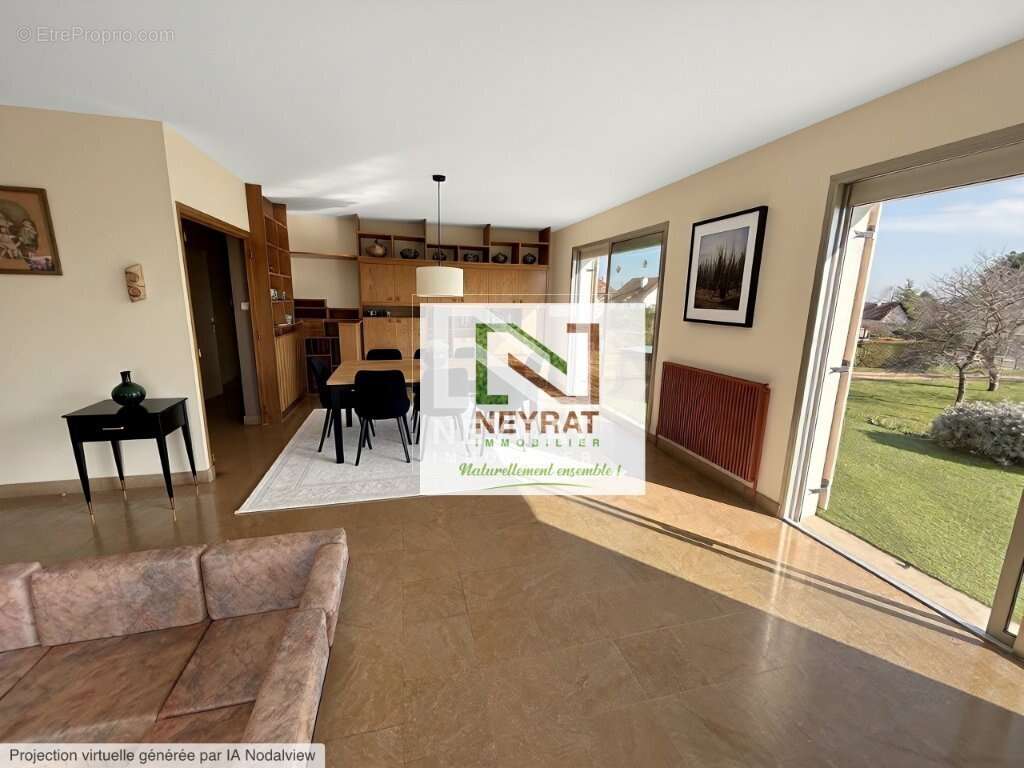 Maison à SENNECEY-LE-GRAND