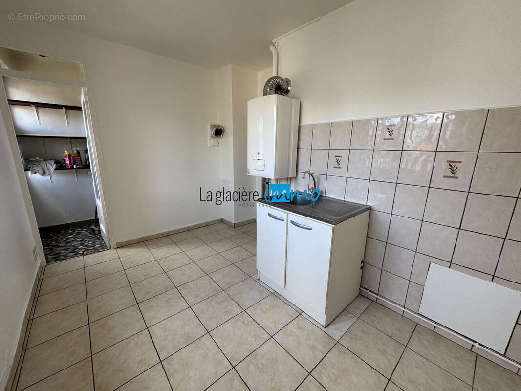 Appartement 68 m² à Clermont-Ferrand  - photo 3