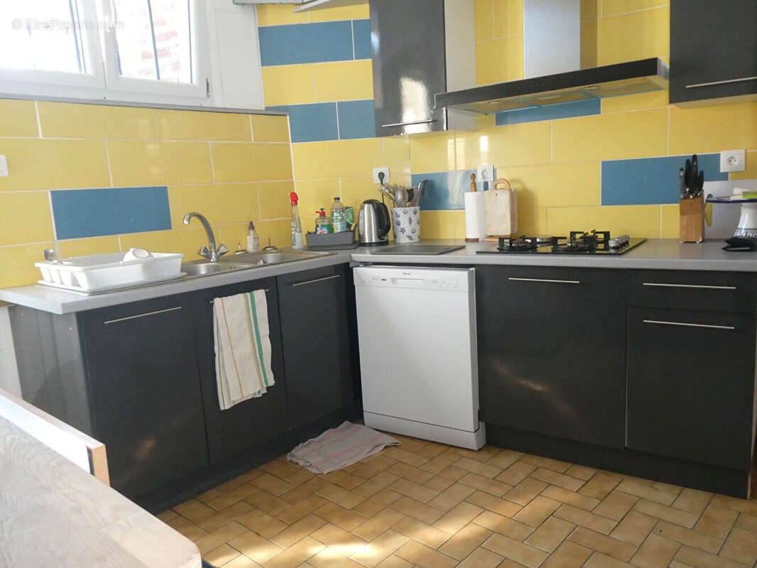 Maison Pont L Eveque, 159 m², 6ch, 1sdb, 1sdd, garage, cour intérieure - photo 4