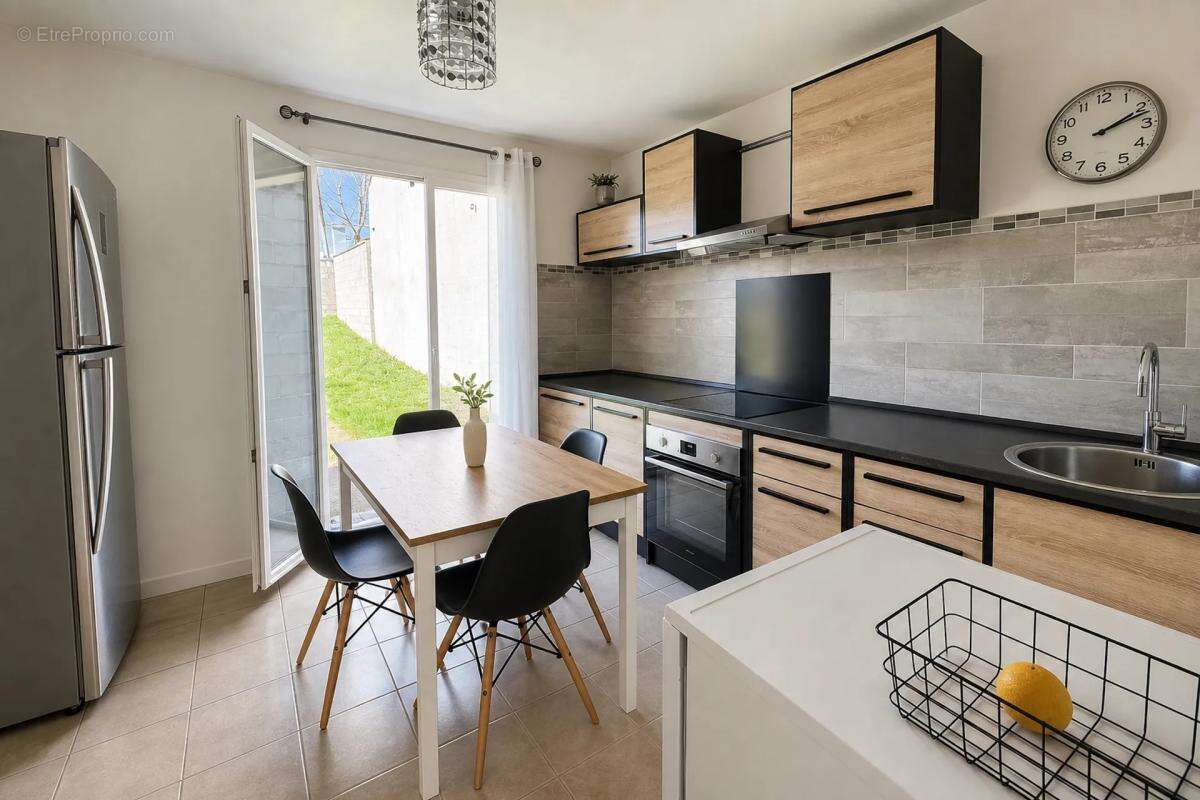 Maison à CLICHY-SOUS-BOIS