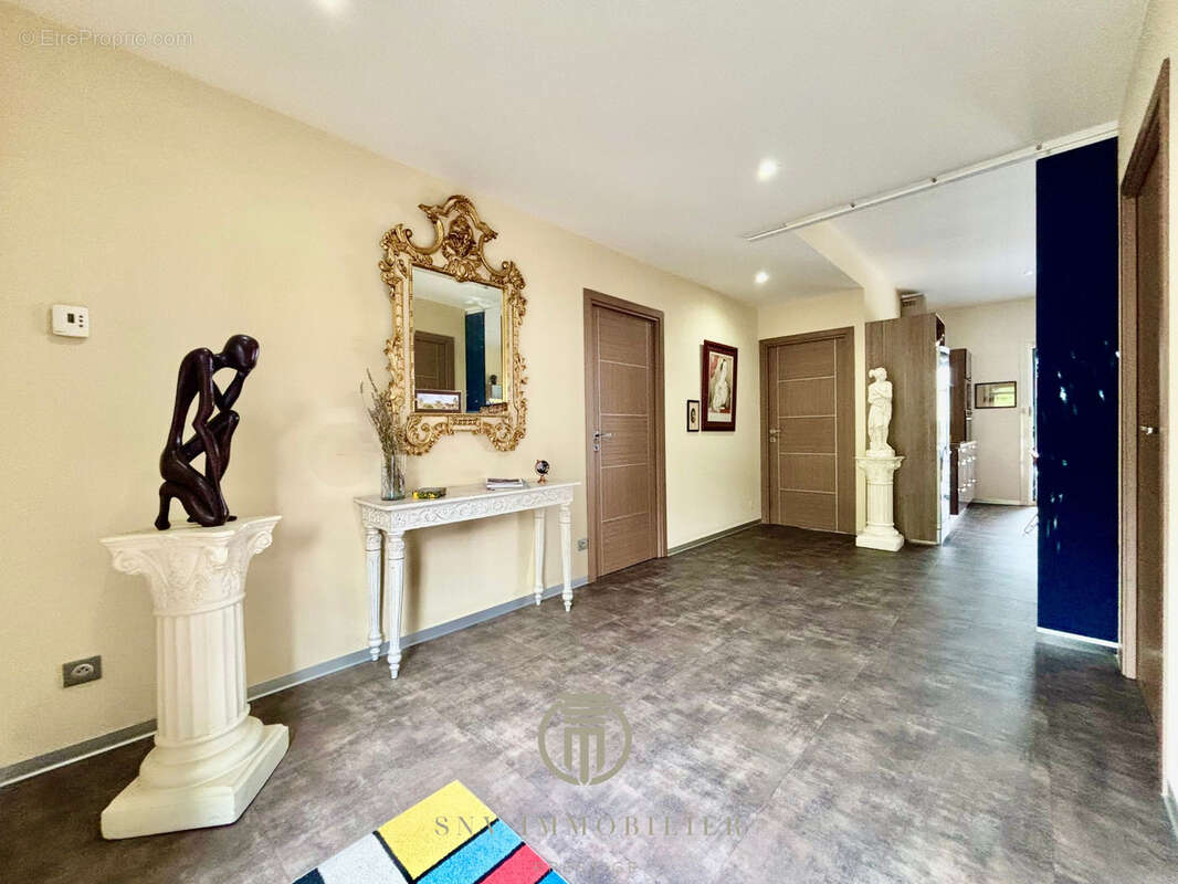 Maison à PARAY-LE-MONIAL