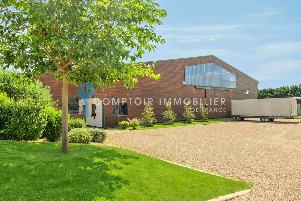 A vendre Dpt Eure (27) Propriété Equestre - A moins d'1 heure de Paris sur parc d'environ 2,6 ha - photo 12