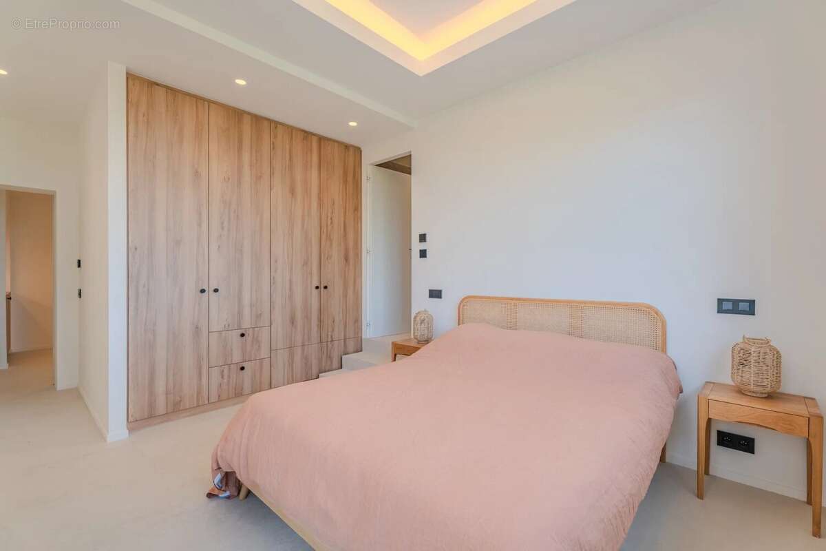 Maison à ROQUEBRUNE-CAP-MARTIN