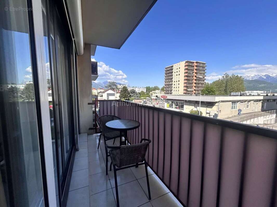 Appartement à ECHIROLLES