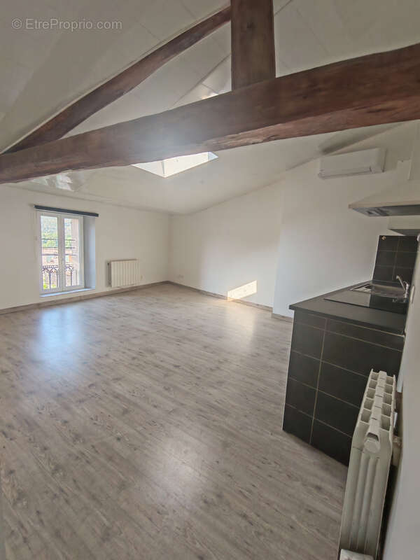 Appartement à CAMPS-LA-SOURCE
