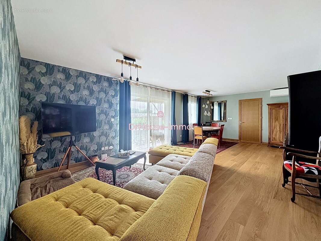 Maison à COULOUNIEIX-CHAMIERS