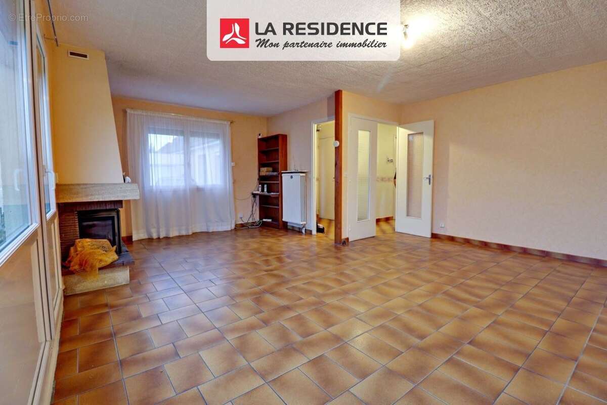 Maison à PONT-DE-L&#039;ARCHE