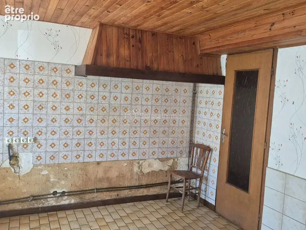 Maison de village T.5 143 m2 sur 350 m2 de Terrain - photo 3
