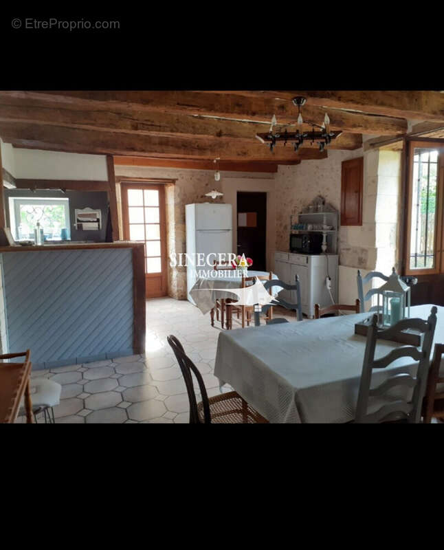 Maison à MONTAGRIER