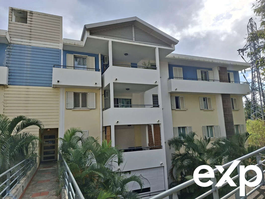 Appartement à SAINT-DENIS