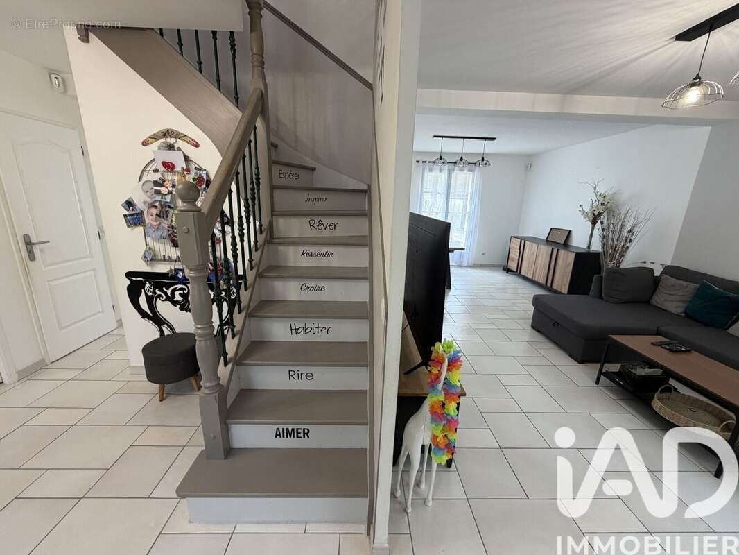 Photo 3 - Maison à LIVRY-SUR-SEINE