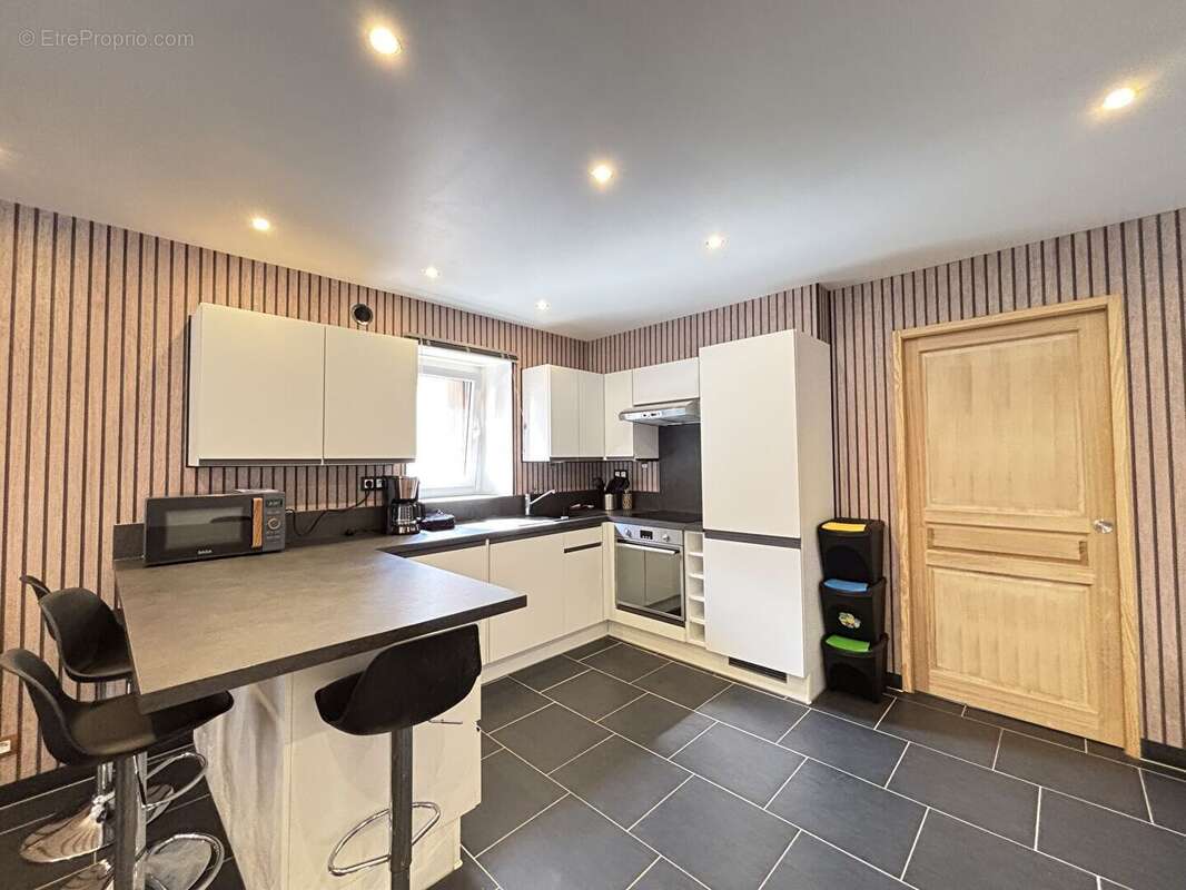 Appartement à LUXEUIL-LES-BAINS